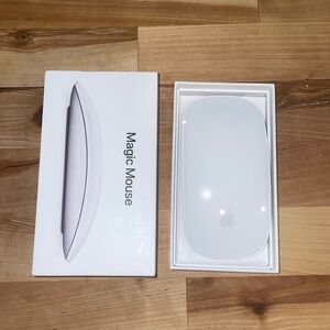 Apple Magic Mouse - White Multi-Touch Surface